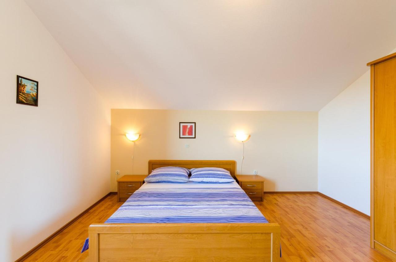 Andelko Appartement Dramalj Buitenkant foto